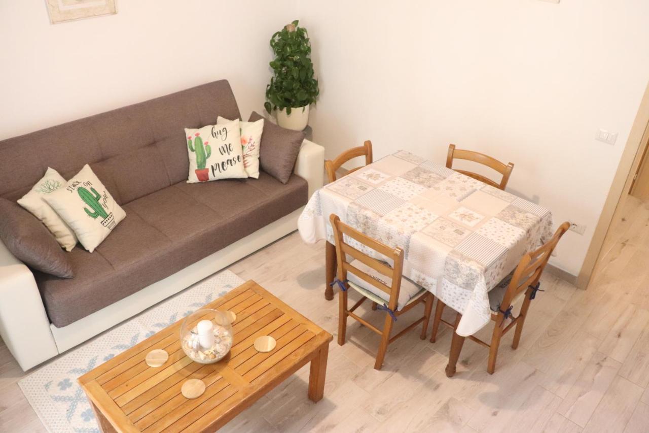 Casa Oleandri Villa Golfo Aranci Kültér fotó